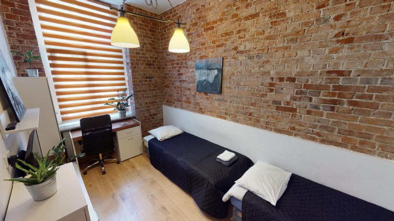 Studio Lofty Komuny Paryskiej 62 วรอตซวาฟ ภายนอก รูปภาพ